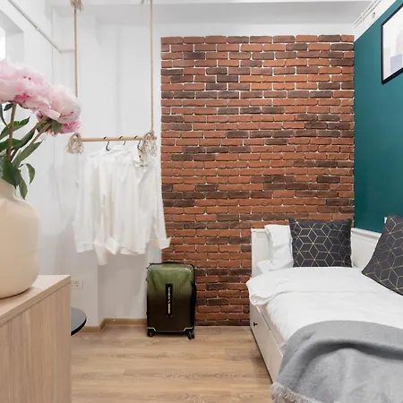 Ultra Central, 15 Sqm Studio By Urbanesq Bucharest Exterior photo