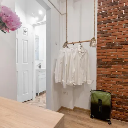 Ultra Central, 15 Sqm Studio By Urbanesq Bucharest Exterior photo