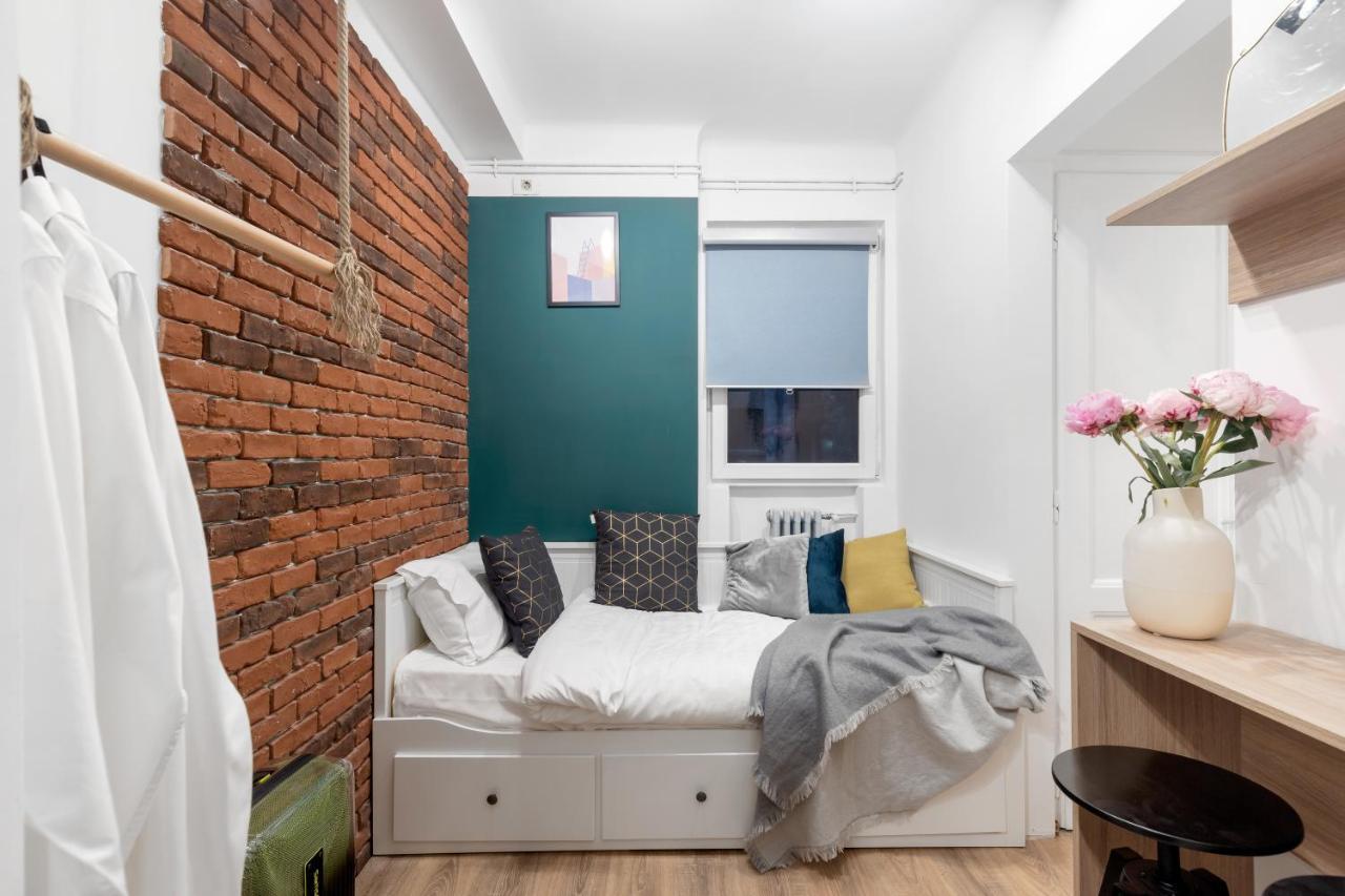 Ultra Central, 15 Sqm By Urbanesq